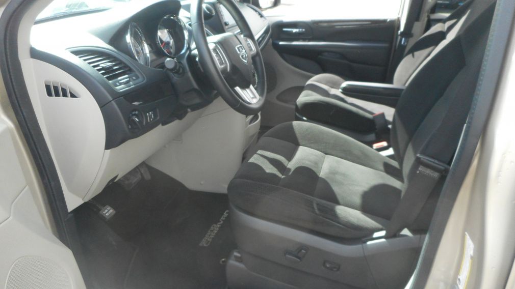 2014 Dodge GR Caravan SXT #8