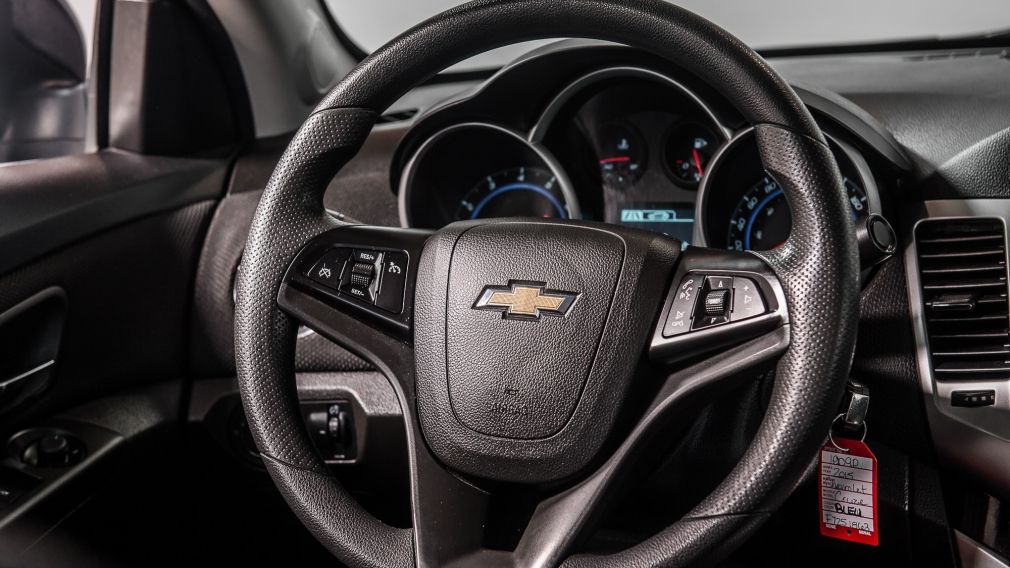 2015 Chevrolet Cruze 1LT #24