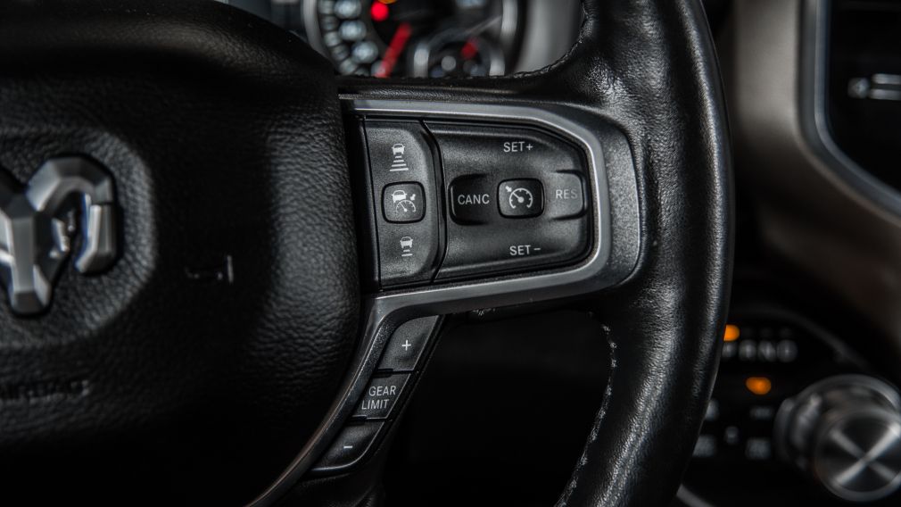 2019 Ram 1500 Laramie CUIR NAVIGATION TOIT PANORAMIQUE ÉCRAN 12 #17