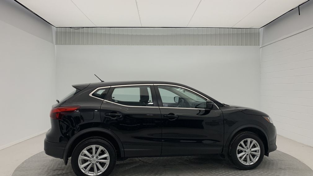 2018 Nissan Qashqai S #3