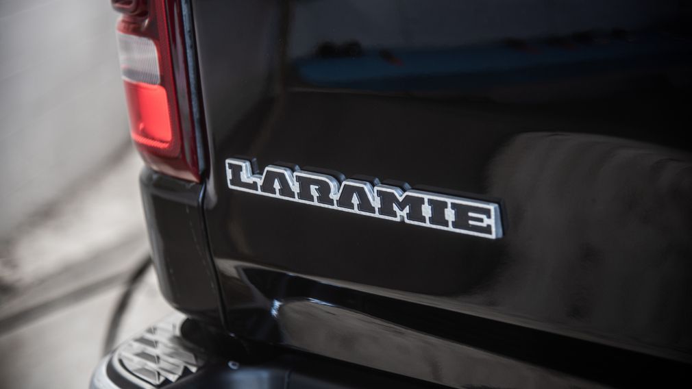 2020 Ram 1500 Laramie 4x4 Crew Cab 6'4" Box CUIR TOIT PANORAMIQU #9