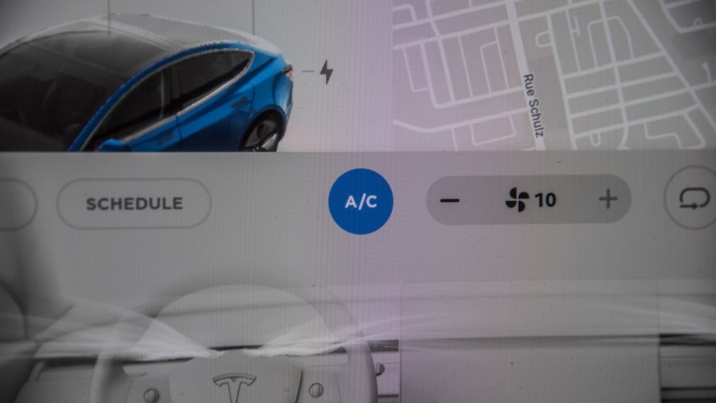 2020 Tesla Model 3 Standard Range Plus RWD TOIT MAGS #19