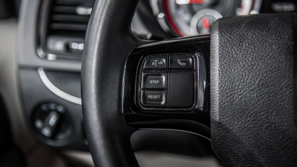 2019 Dodge GR Caravan SXT Premium Plus CUIR NAVIGATION STOW N GO #18