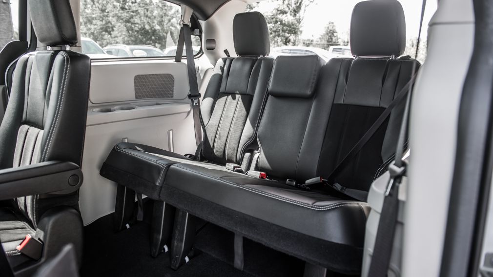 2019 Dodge GR Caravan SXT Premium Plus CUIR NAVIGATION STOW N GO #11