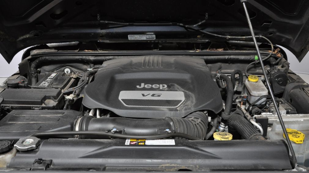 2014 Jeep Wrangler  SPORT MANUEL  A/C CONVERTIBLE  CRUISE 4X4 #24