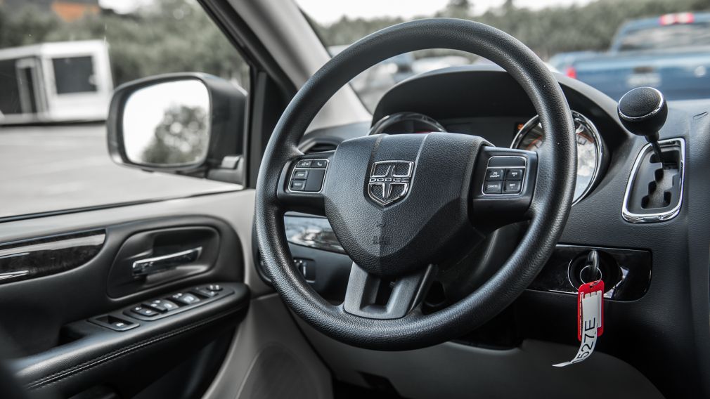 2019 Dodge GR Caravan SXT BLUETOOTH FUL STOW N GO #22