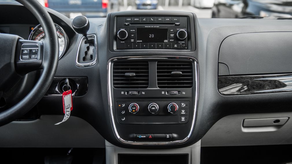 2019 Dodge GR Caravan SXT BLUETOOTH FUL STOW N GO #24