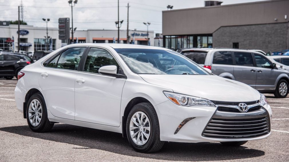 2017 Toyota Camry 4dr Sdn I4 Auto LE #0