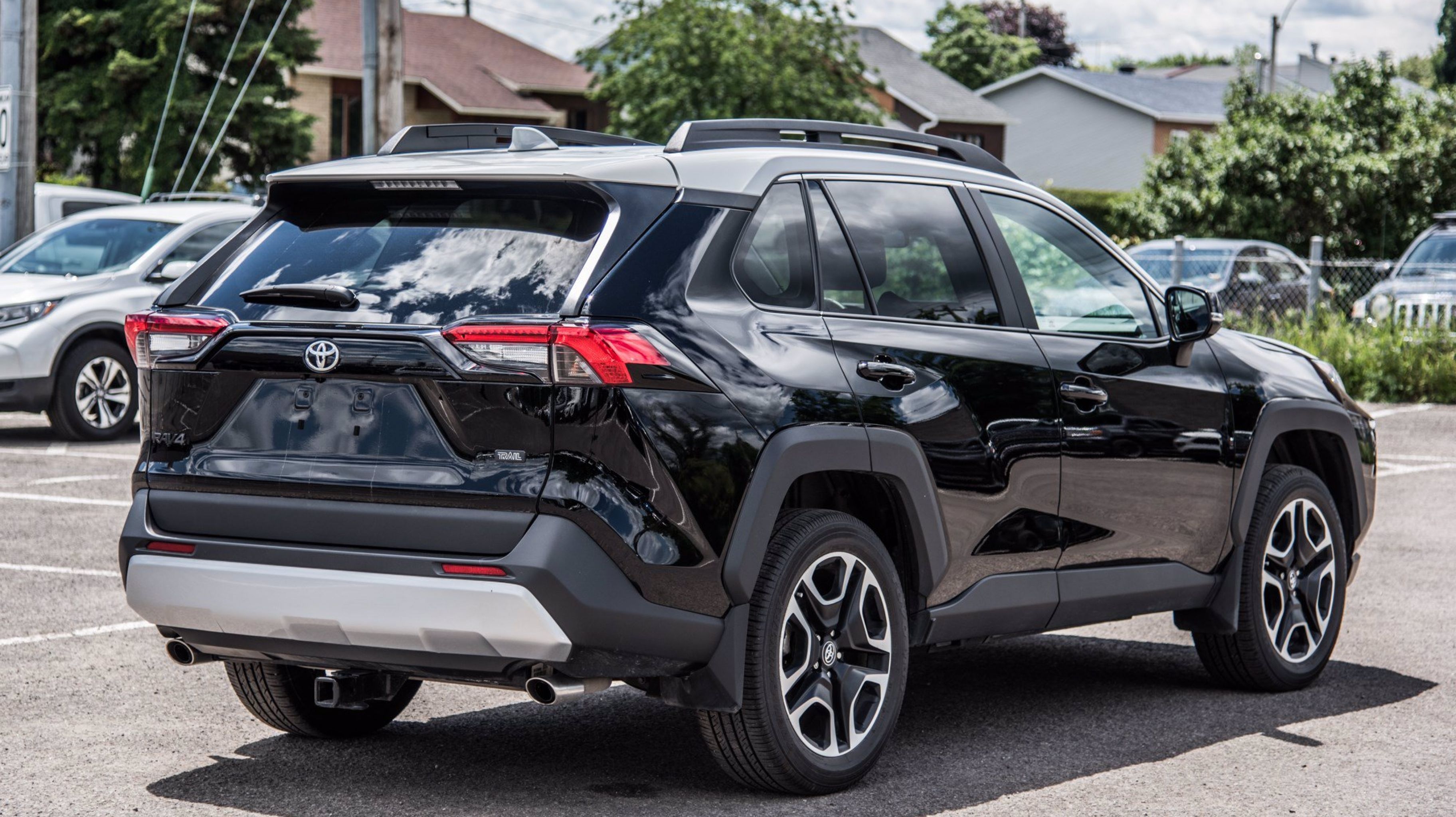 toyota-rav-4-2020-trail-awd-cuir-toit-ouvrant-navigation-usag-e-et-d