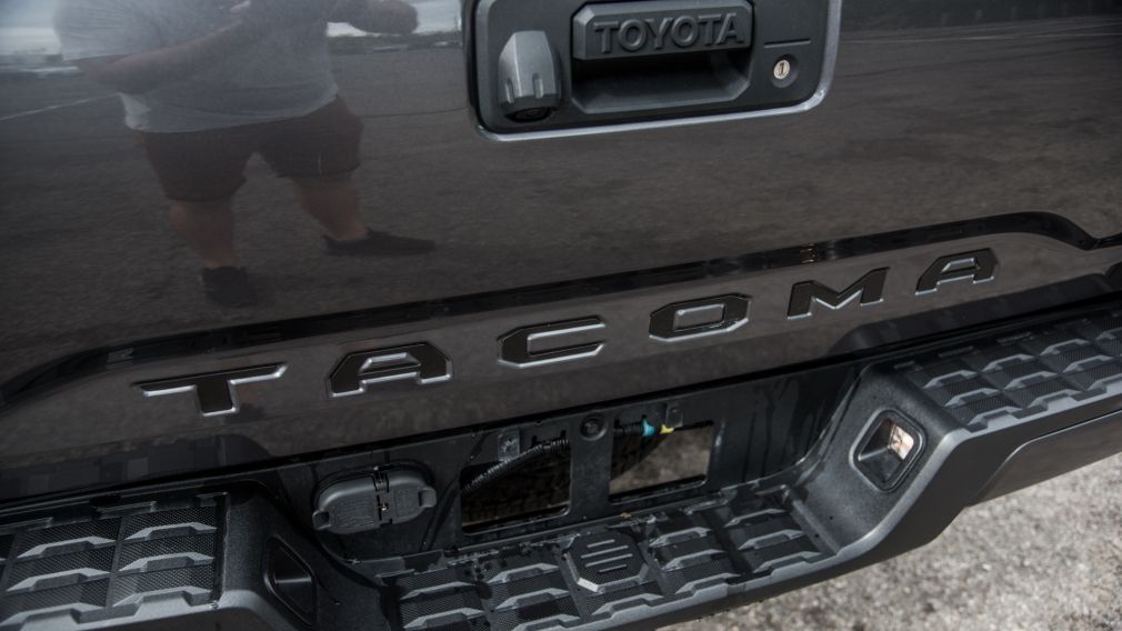 2018 Toyota Tacoma 4x4 Double Cab V6 Manual TRD Sport cuir toit navig #9