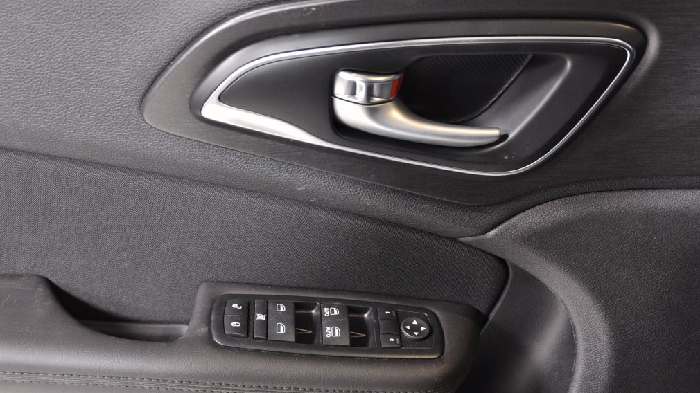 2016 Chrysler 200 LX Auto Bluetooth Camera/USB Cruise A/C #11