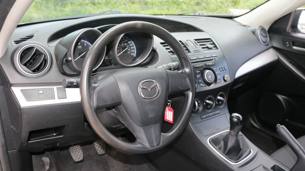 2013 Mazda 3 GX #9