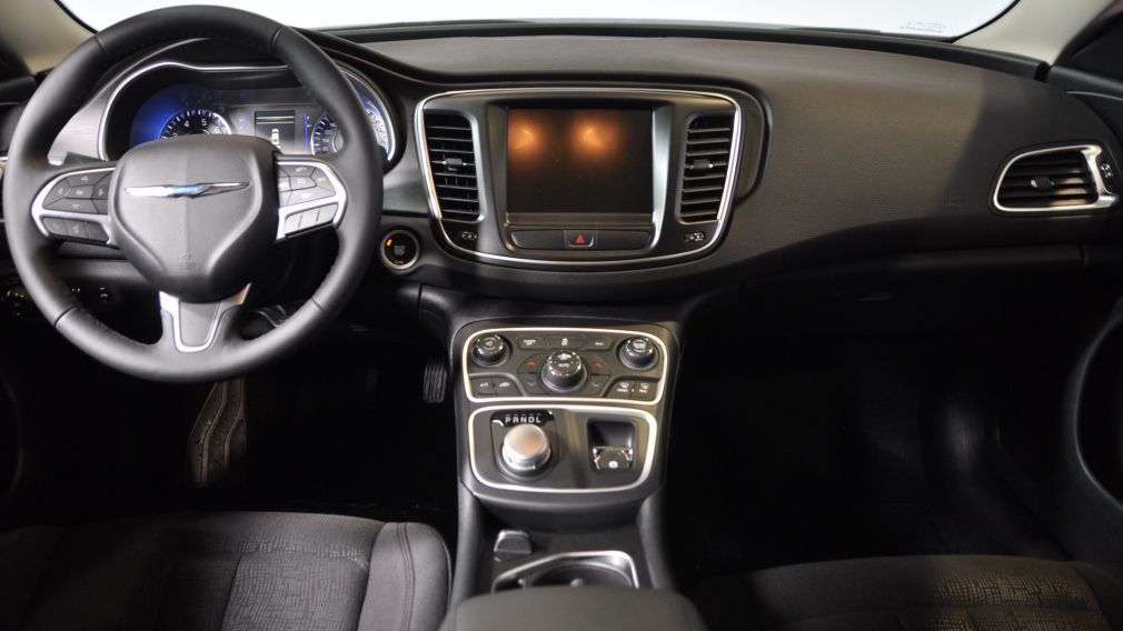 2016 Chrysler 200 Limited CAMERA #12