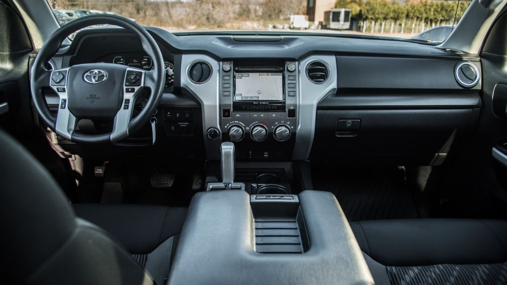 2018 Toyota Tundra 4x4 Crewmax SR5 Plus 5.7L #25