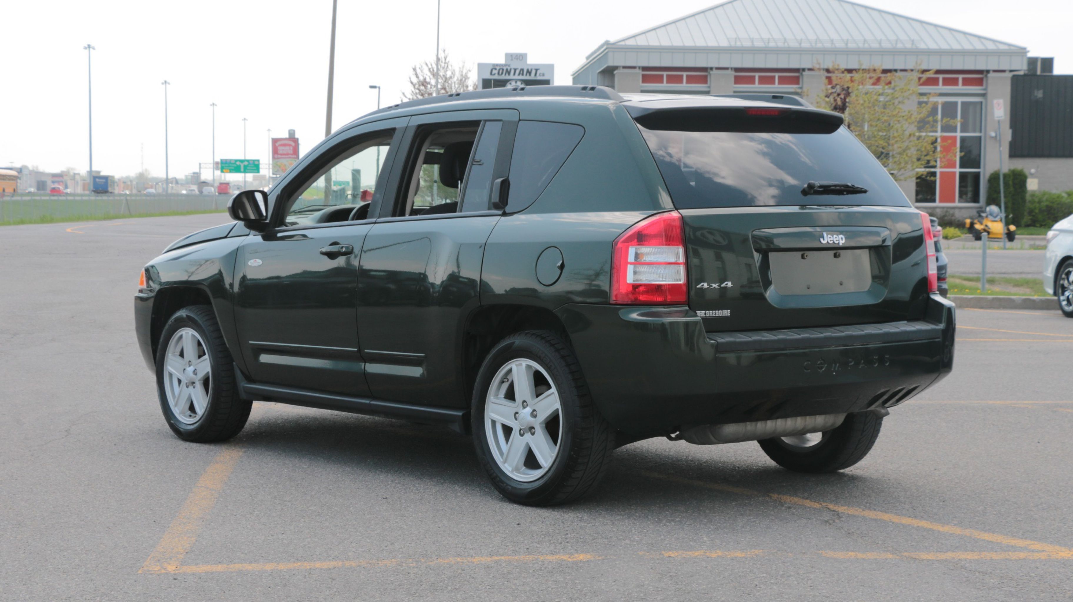 Jeep Compass 2010 Sport AWD AUTO A/C MAGS usagée et d’occasion à vendre