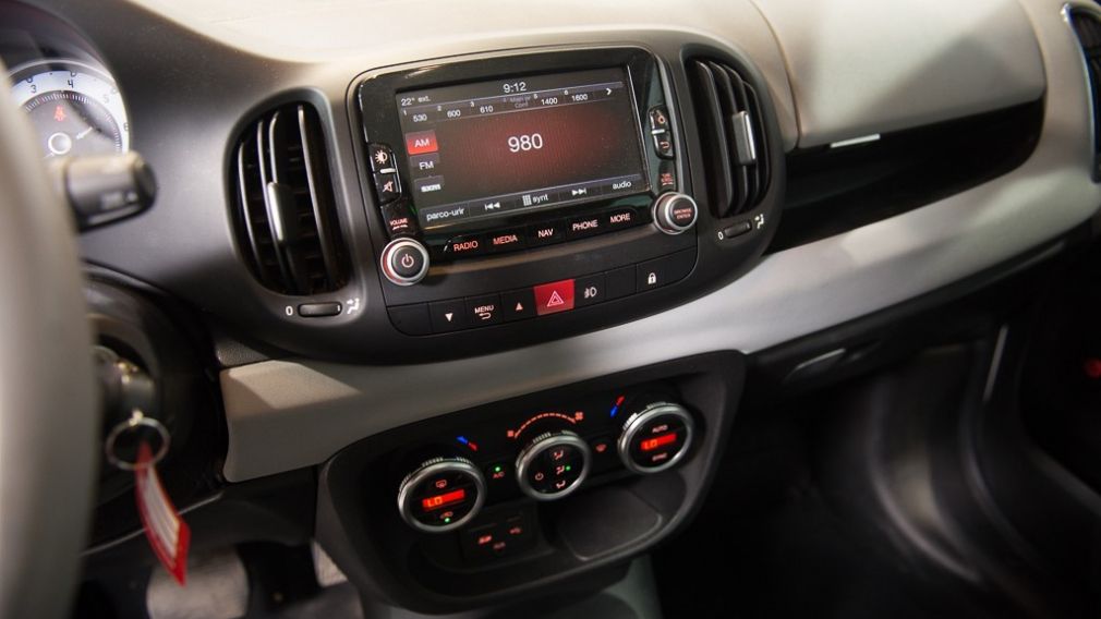 2014 Fiat 500L Sport Auto Sunroof Siege-Chauf Bluetooth Camera #5