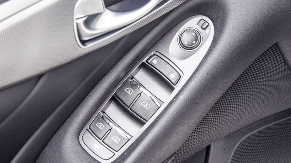 2015 Infiniti Q50 AWD Auto Sunroof GPS Cuir Bluetooth #25