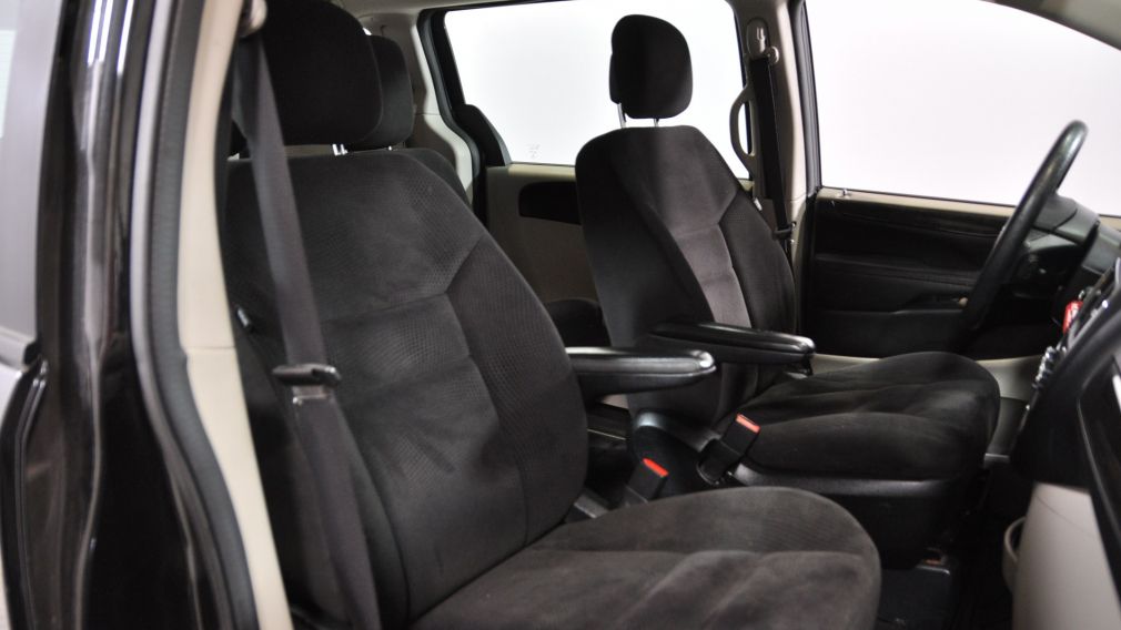 2014 Dodge GR Caravan SE Bi-Zone-A/C MP3/AUX/ Inclus 8-Pneus #29