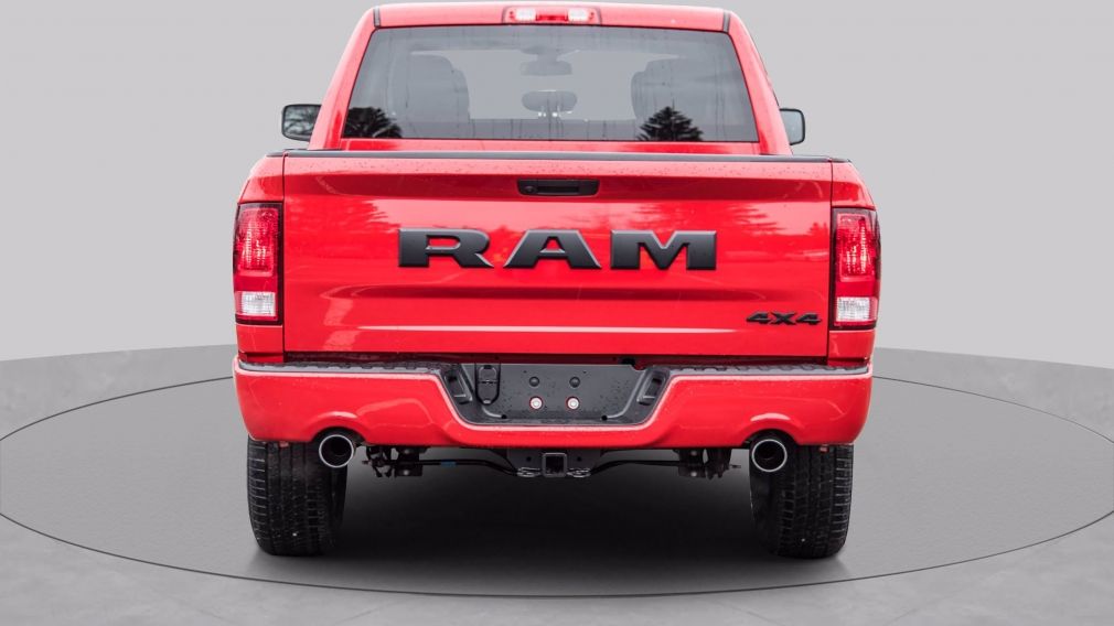 2021 Ram 1500 Express 4x4 Crew Cab 5'7" Box MAGS 20 POUCES night #7