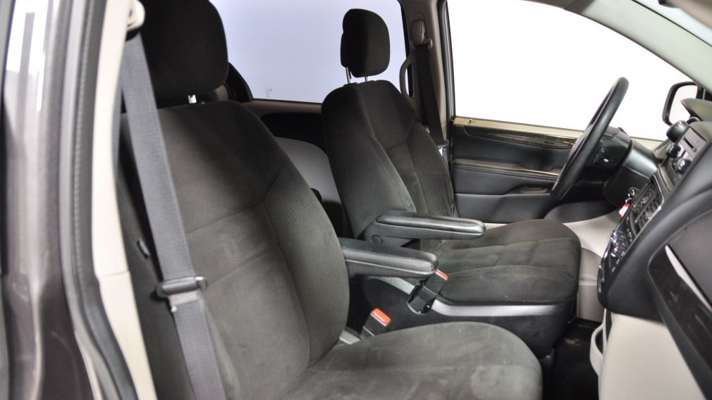 2015 Dodge GR Caravan Canada Value Package AC CRUISE #29