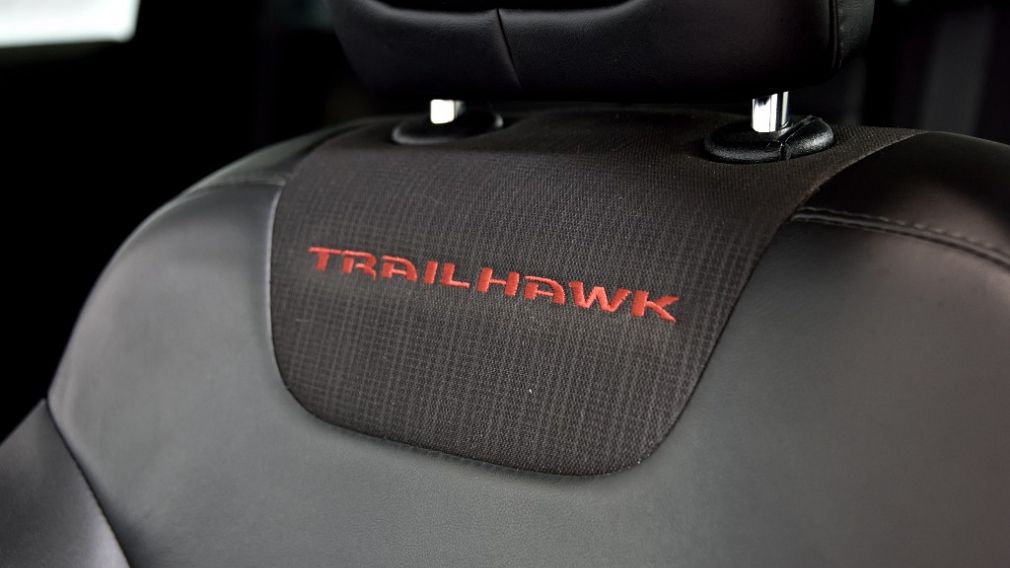 2015 Jeep Cherokee Trailhawk #17