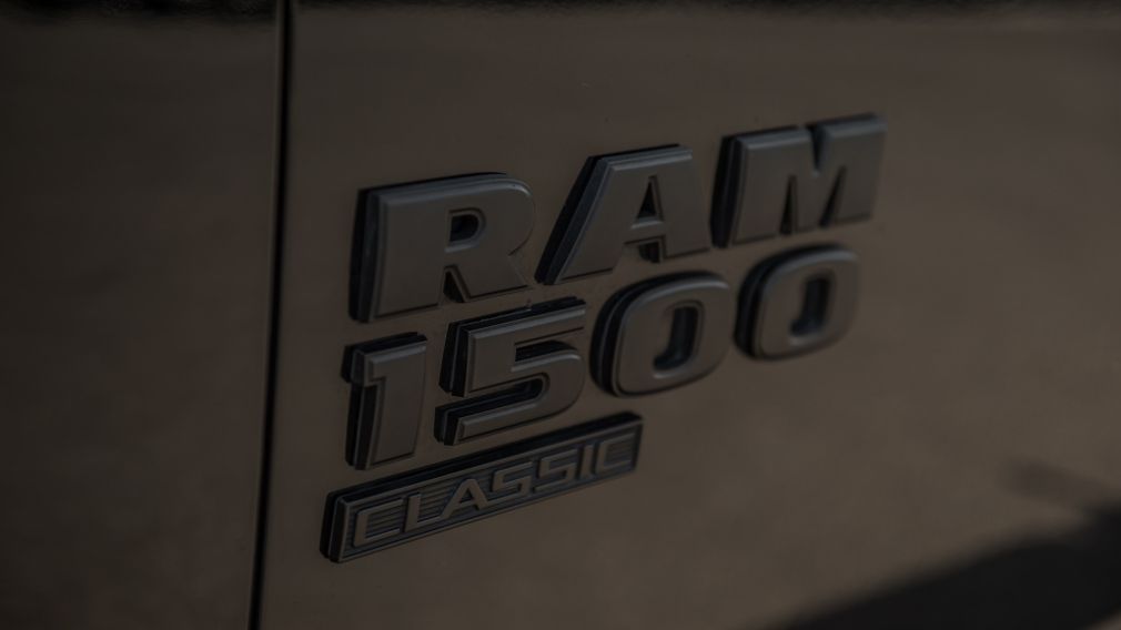 2019 Ram 1500 Express 4x4 Quad Cab 6'4" Box BOÎTE DE FIBRE #8