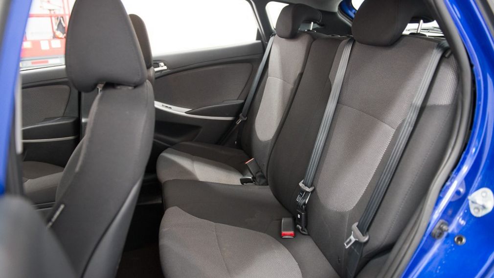 2014 Hyundai Accent L Hatchback MP3/AUX Fiable-Bas-KMS #18