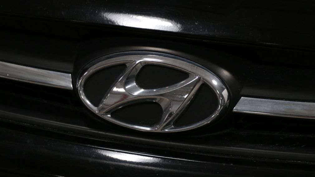 2015 Hyundai Accent LE #18