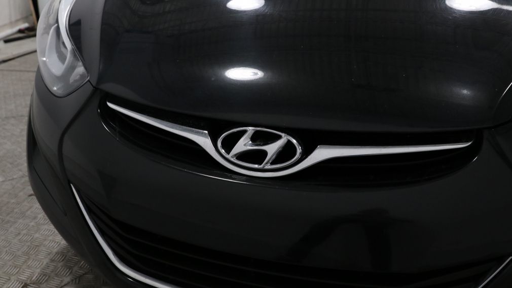 2016 Hyundai Elantra LE-R #23