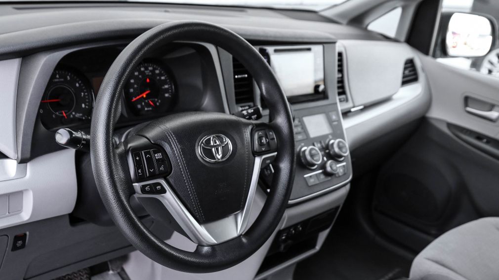 2016 Toyota Sienna LE l FWD - MAG - AC - SIEGE CHAUF - USB - BLUETOOT #22