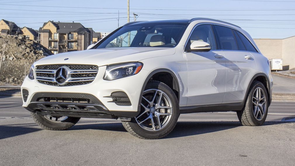 2016 Mercedes Benz GLC GLC 300 TOIT PANO NAVI #0