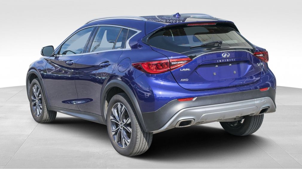 2017 Infiniti QX30 AWD cam recul CUIR chauffant. #4