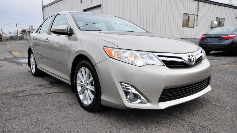 2014 Toyota Camry XLE - CUIR - TOIT - MAG - SIEGE CHAUF - BLUETOOTH #0