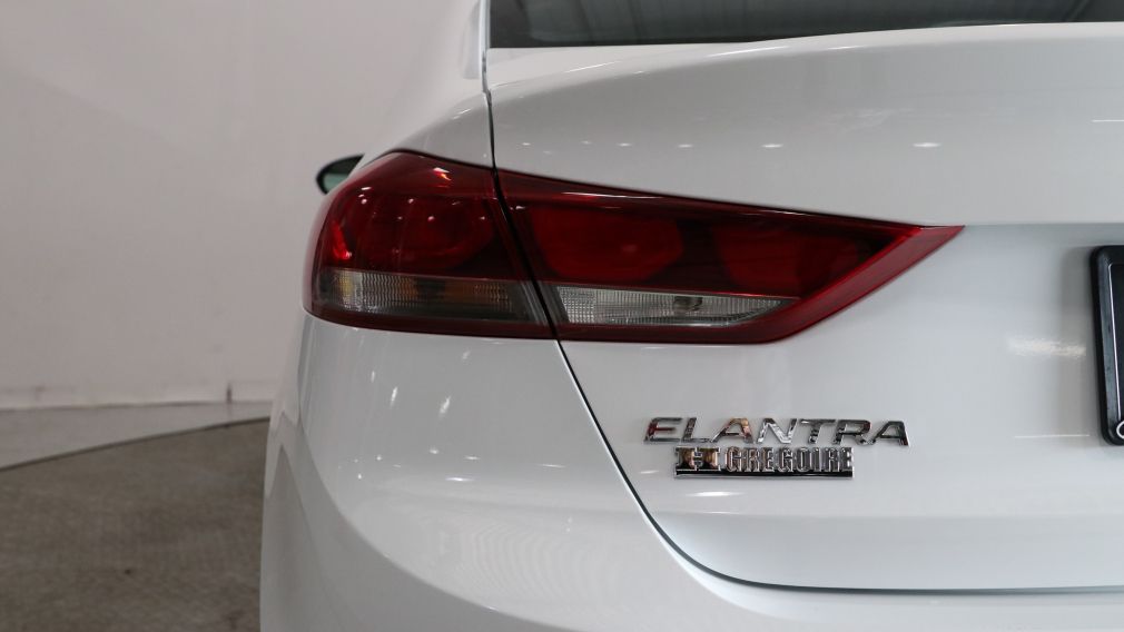 2017 Hyundai Elantra L #25