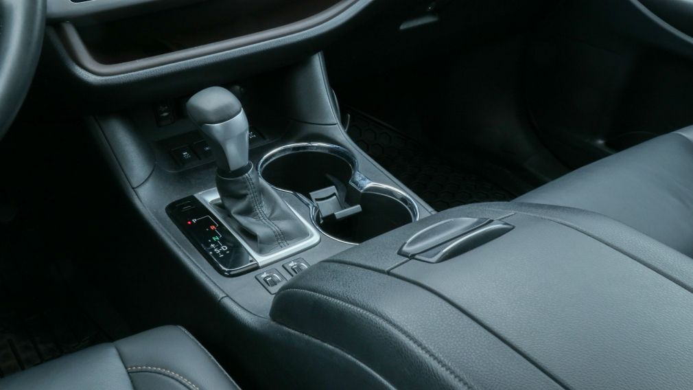 2019 Toyota Highlander XLE l AWD - CUIR - TOIT - MAG - NAV - USB - BLUETO #28