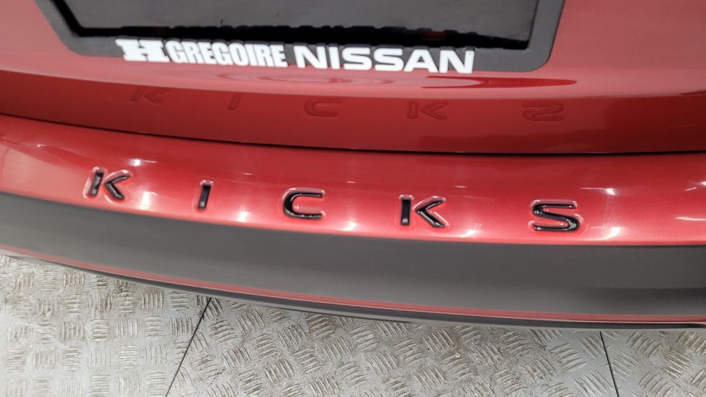 2019 Nissan Kicks SR #13
