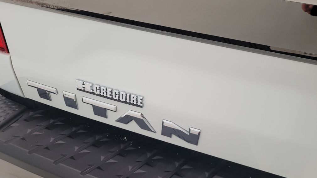 2018 Nissan Titan Platinum #16