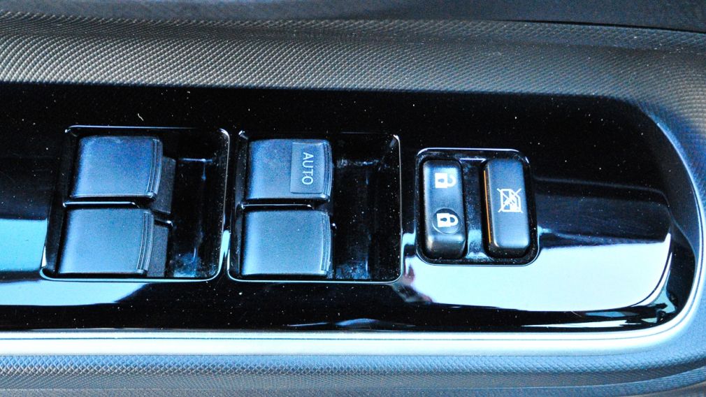 2016 Toyota Prius C Technology * CUIR * TOIT * MAGS * NAV * BLUETOOTH #16