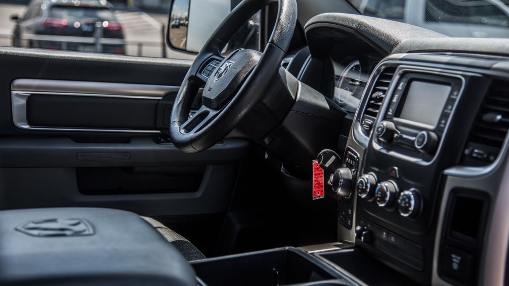 2015 Dodge Ram 4WD Quad Cab 140.5" SLT ECODIESEL ENS. REMORQUAGE #30