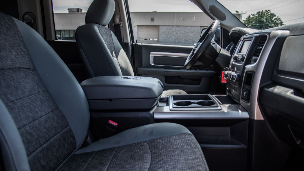 2015 Dodge Ram 4WD Quad Cab 140.5" SLT ECODIESEL ENS. REMORQUAGE #31