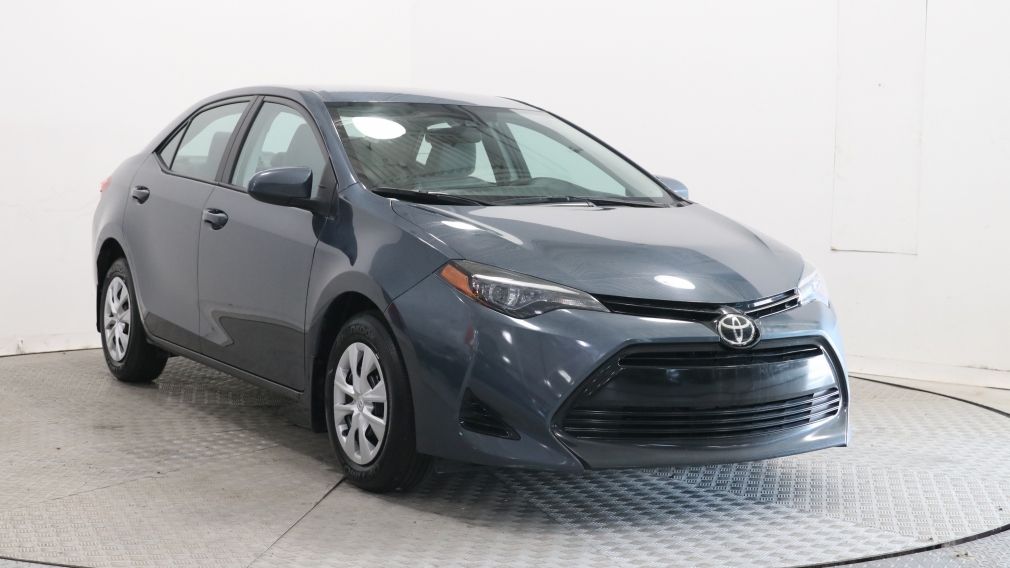 2018 Toyota Corolla LE #3