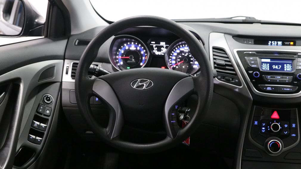 2016 Hyundai Elantra L #18