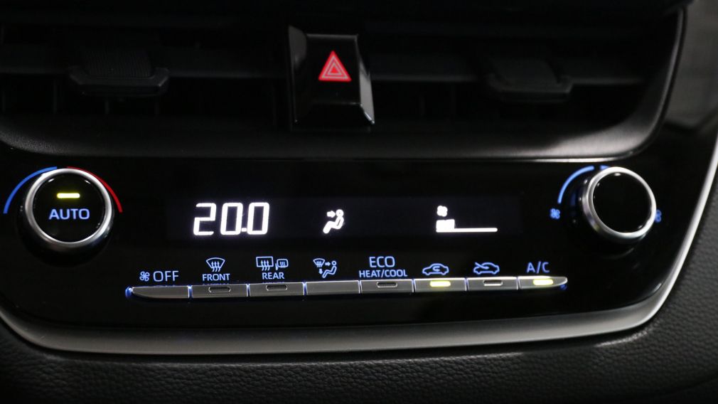 2020 Toyota Corolla LE #20