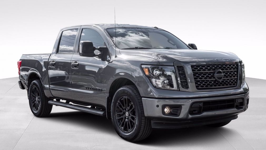 2019 Nissan Titan 4x4 Crew Cab SV Midnight Edition #0