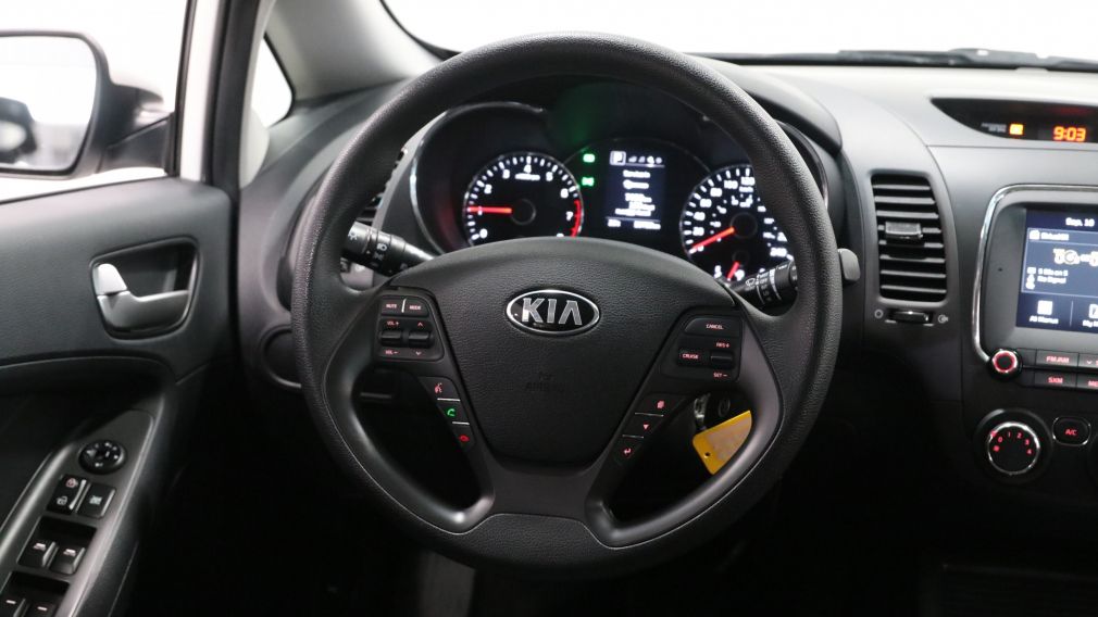 2018 Kia Forte 5 LX #22