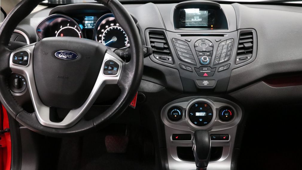2015 Ford Fiesta SE #12