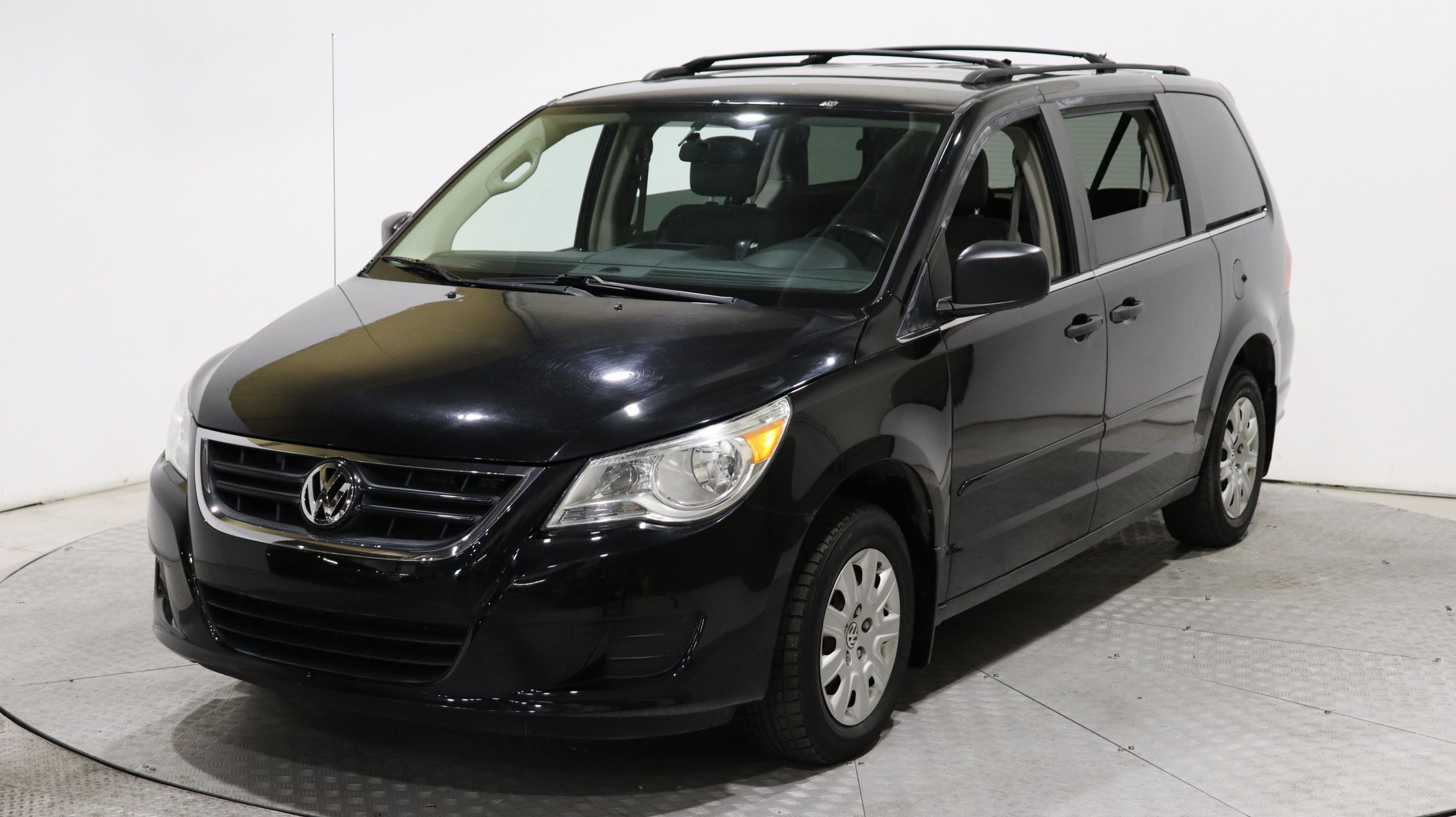 Volkswagen Routan 2010 TRENDLINE AUTO A/C GR ELECT usagée et d’occasion