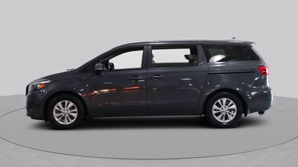 2017 Kia Sedona LX #4