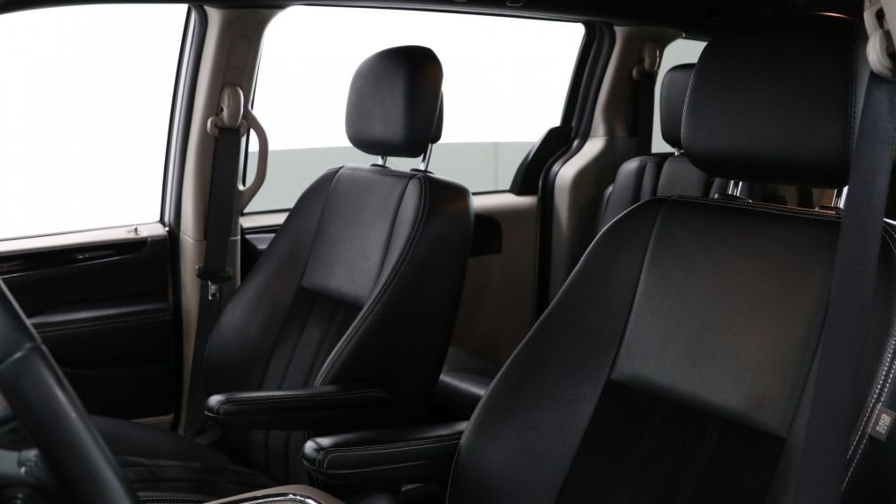 2016 Dodge GR Caravan SXT Premium Plus 7 PASSAGER MAGS #9
