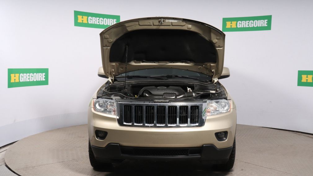 2011 Jeep Grand Cherokee LAREDO 4X4 AUTO A/C GR ELECT MAGS #26